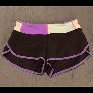 Sz 6 Lululemon Speed Shorts, Black and Purple